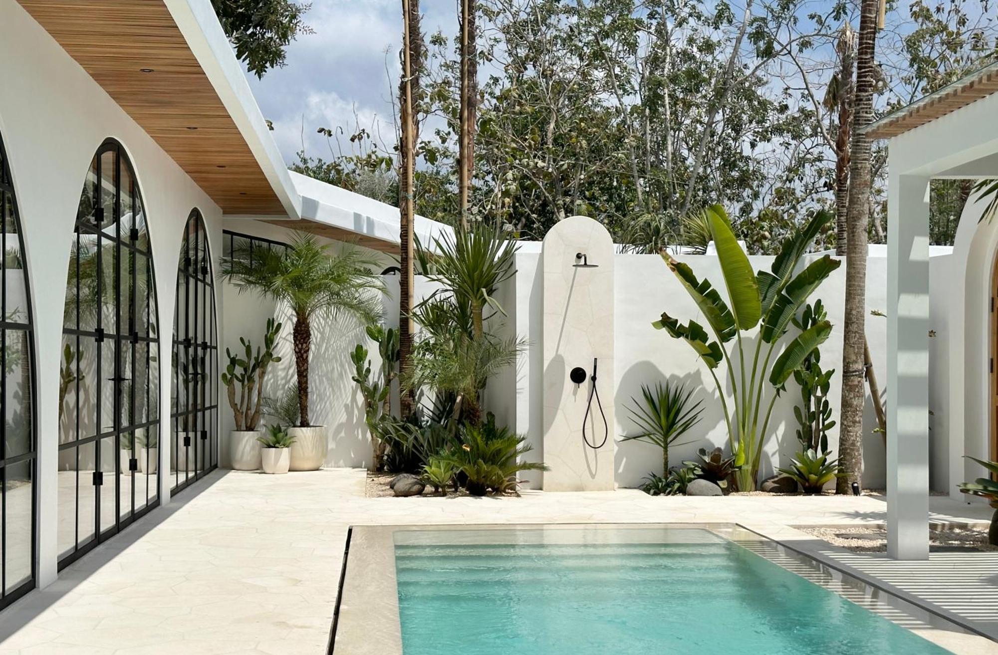 Melrose X The Young Villas Улувату Екстер'єр фото
